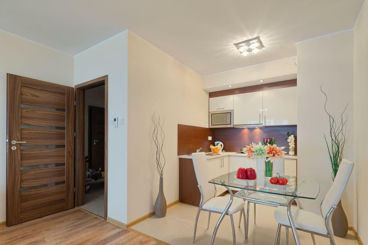 Warsaw Inside Apartments 외부 사진